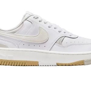 Nike Women’s Gamma Force size 7.5